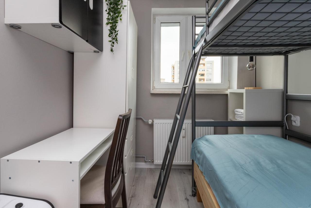Family Apartment With Balcony In Gdynia By Noclegi Renters Ngoại thất bức ảnh
