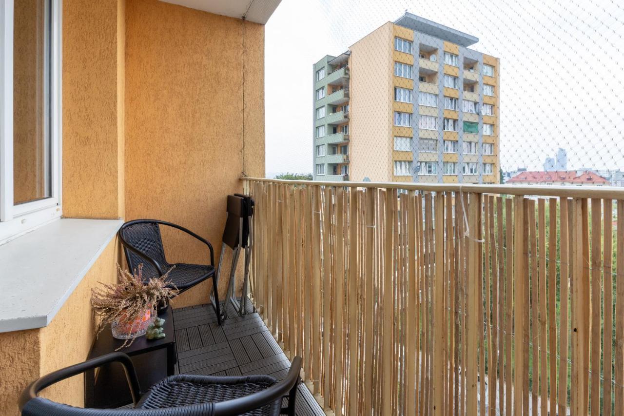 Family Apartment With Balcony In Gdynia By Noclegi Renters Ngoại thất bức ảnh